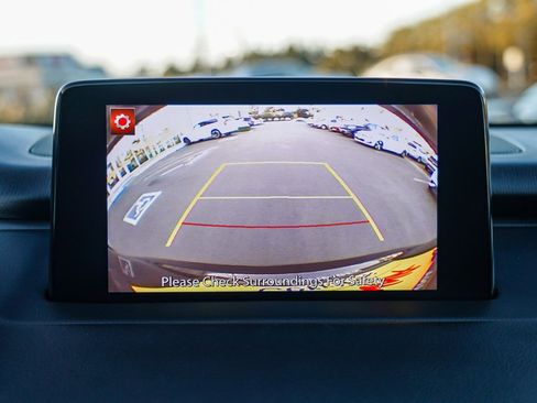 Used 2018 MAZDA CX-9 Touring image 24