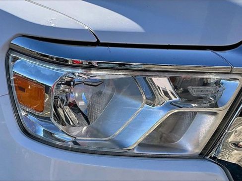 Used 2024 RAM 1500 Laramie image 29