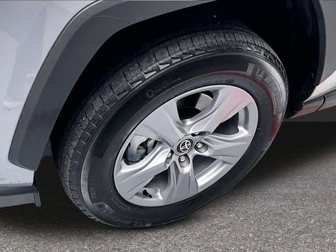 Certified 2022 Toyota RAV4 XLE w/ Convenience Package image 31