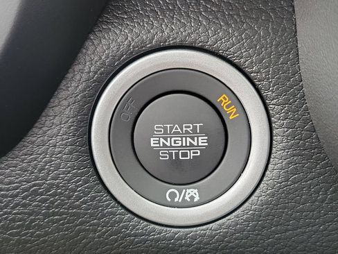 New 2026 RAM 1500 Express AWD/4WD image 19