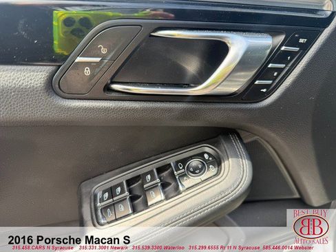 Used 2016 Porsche Macan S AWD/4WD image 18