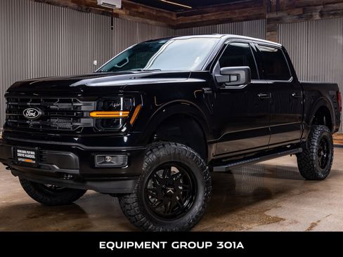 Used 2026 Ford F150 XLT w/ XLT Black Appearance Package AWD/4WD image 5