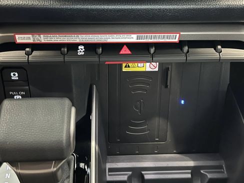 Used 2025 Toyota Tundra SR5 AWD/4WD image 43