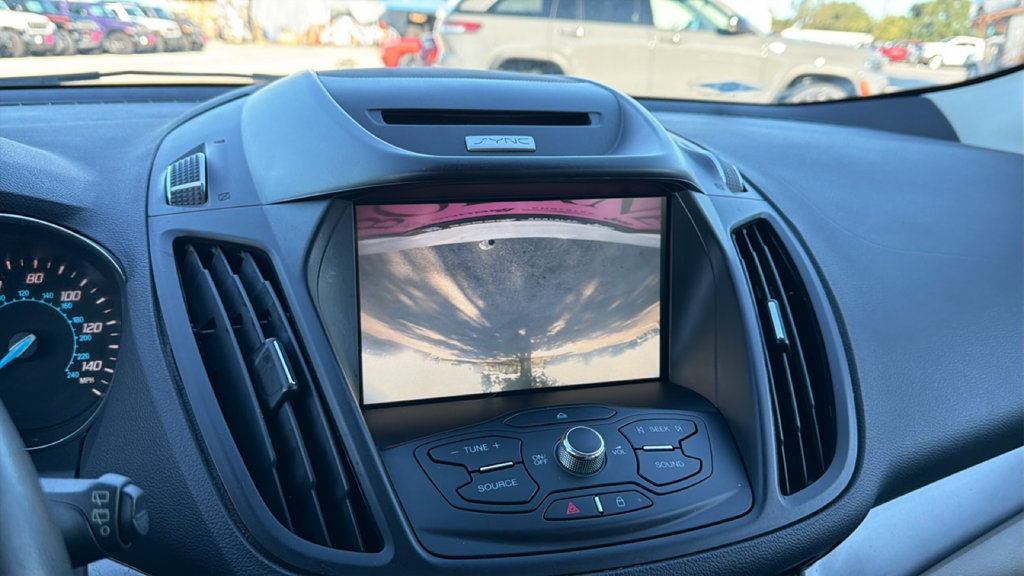 Used 2015 Ford Escape SE w/ Equipment Group 201A FWD image 21