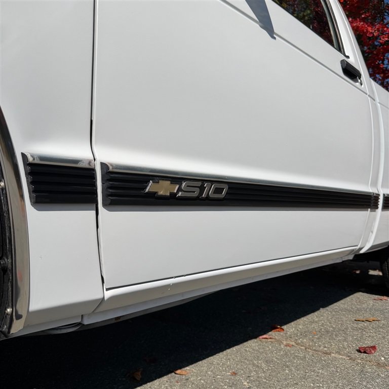Used 1991 Chevrolet S10 Pickup 2WD Regular Cab image 3