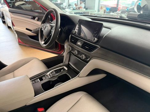 Used 2020 Honda Accord Hybrid image 34