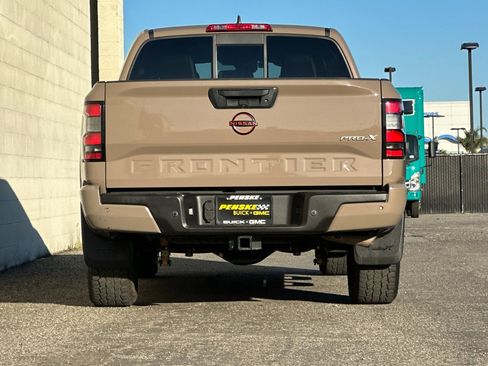 Used 2022 Nissan Frontier Pro-X w/ Pro-X Premium Package image 5