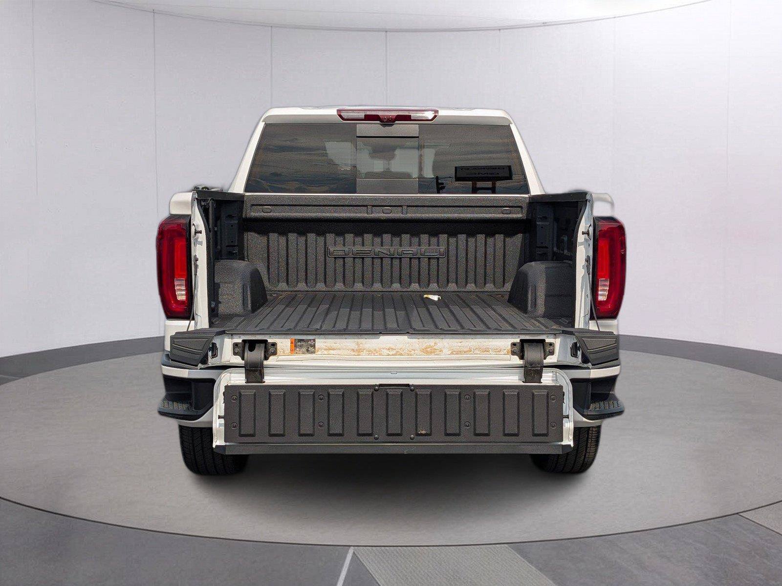 Certified 2024 GMC Sierra 1500 Denali w/ Denali Reserve Package AWD/4WD image 5