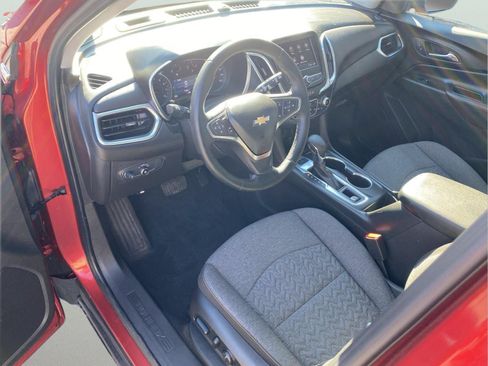Used 2024 Chevrolet Equinox LT AWD/4WD image 14