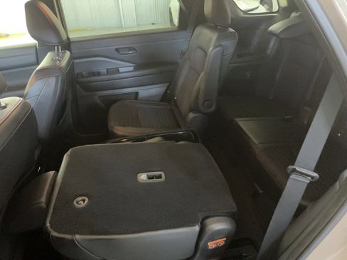 Used 2023 Nissan Pathfinder Rock Creek AWD/4WD image 25