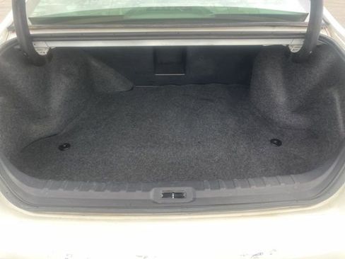 Used 2006 Buick Lucerne CX image 47