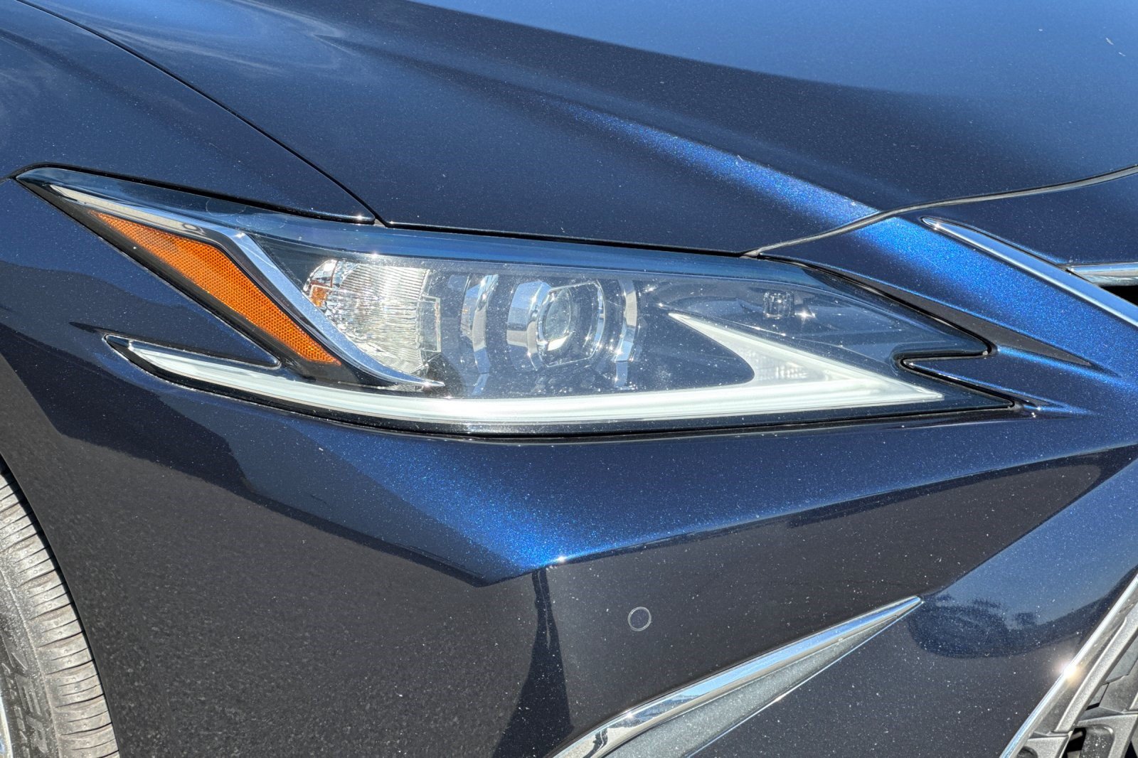 Used 2022 Lexus ES 350 w/ Accessory Package FWD image 12