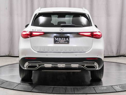 Certified 2026 Mercedes-Benz GLC 300 image 3