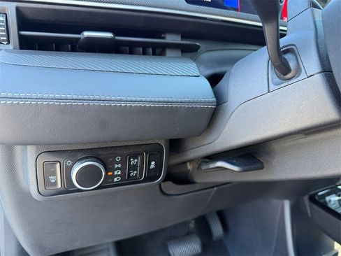 Used 2024 Ford Mustang Mach-E Select image 16