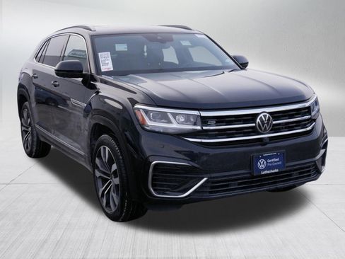 Certified 2022 Volkswagen Atlas Cross Sport SEL Premium R-Line image 8