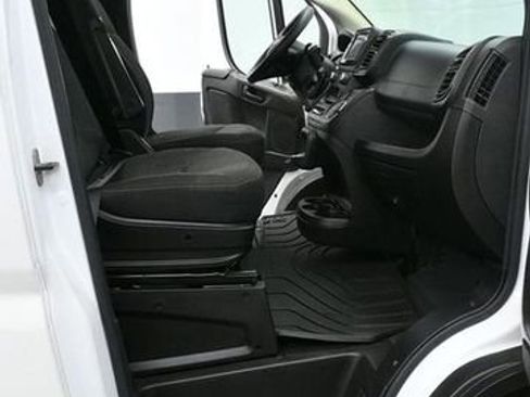 Used 2023 RAM ProMaster 2500 image 9