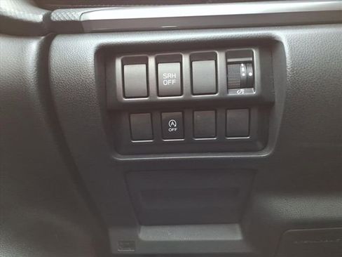 Used 2021 Subaru Forester Premium image 28