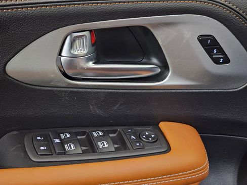 New 2026 Chrysler Pacifica Pinnacle AWD/4WD image 28