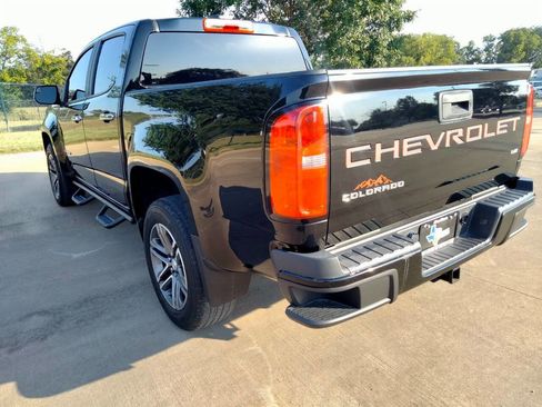 Used 2021 Chevrolet Colorado W/T w/ Custom Special Edition image 7