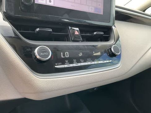 Used 2023 Toyota Corolla LE FWD image 21