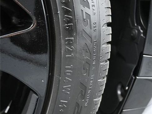 Used 2020 Land Rover Range Rover Evoque R-Dynamic HSE image 50