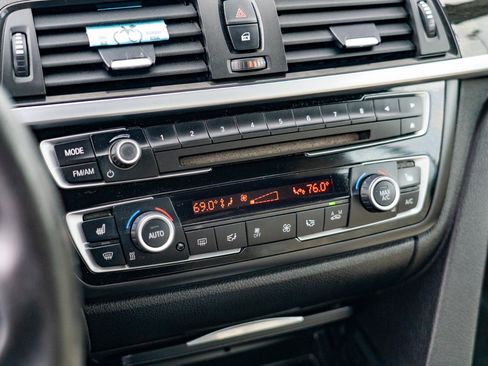 Used 2015 BMW 435i Convertible image 21