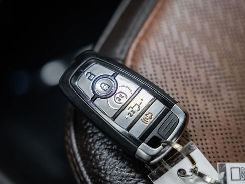 Used 2024 Ford F350 King Ranch w/ Chrome Package image 63