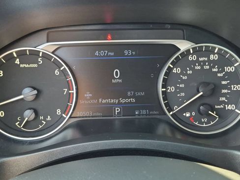 Used 2025 Nissan Altima 2.5 SV AWD/4WD image 16