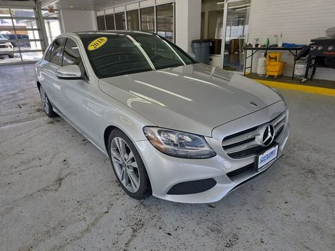 Used 2018 Mercedes-Benz C 300 4MATIC Sedan image 7