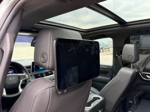 Used 2023 Chevrolet Tahoe Z71 w/ Luxury Package image 10