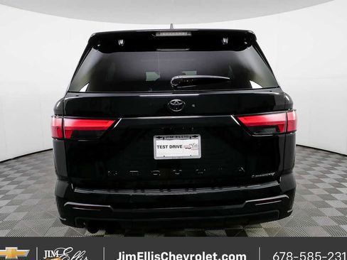 Used 2025 Toyota Sequoia TRD Pro AWD/4WD image 28