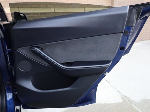 Used 2020 Tesla Model Y Performance AWD/4WD image 23