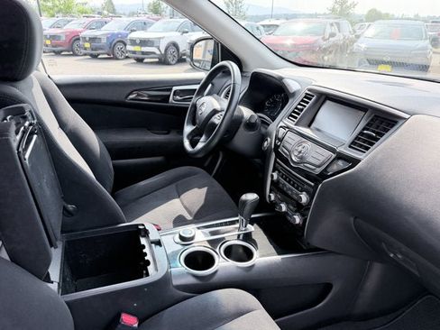 Used 2014 Nissan Pathfinder SV AWD/4WD image 18