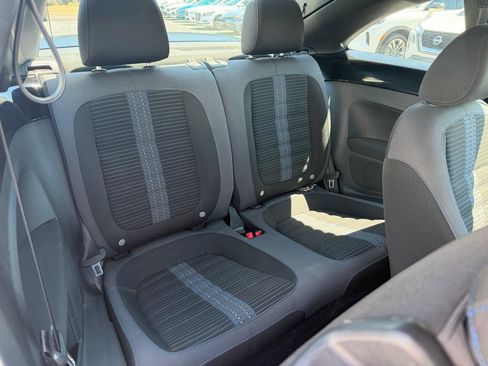 Used 2014 Volkswagen Beetle R-Line FWD image 21