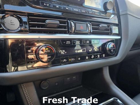 Used 2025 Nissan Pathfinder Platinum w/ Cargo Package image 17