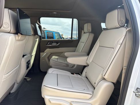 New 2026 GMC Yukon XL Denali AWD/4WD image 41