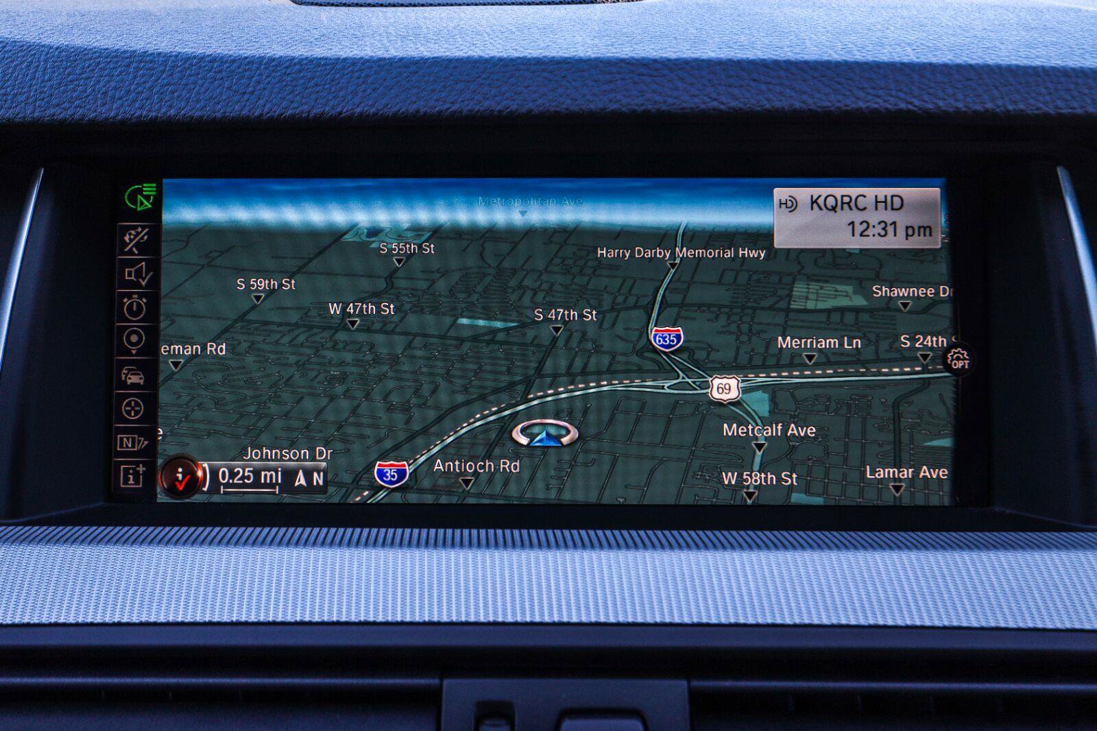 Used 2015 BMW M5 RWD image 8