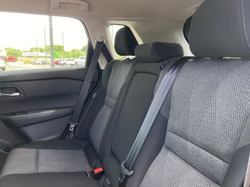 Used 2025 Nissan Rogue SV image 9