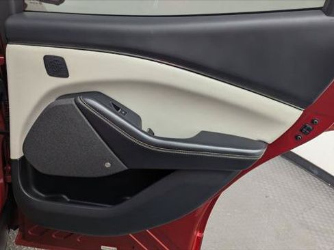 Used 2022 Ford Mustang Mach-E Premium RWD image 19