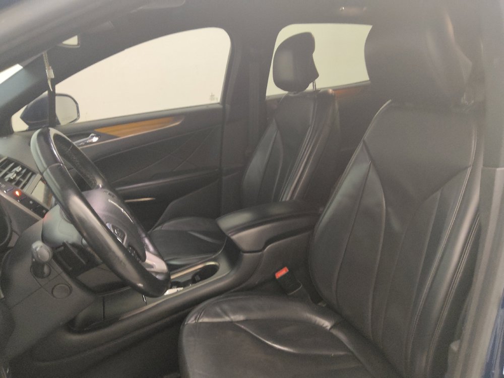 Used 2019 Lincoln MKC Reserve w/ MKC Climate Package AWD/4WD image 17