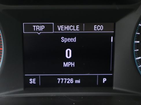 Used 2022 Chevrolet Traverse LS FWD image 4