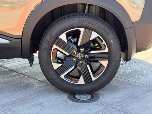 New 2026 Nissan Kicks SV AWD/4WD image 10