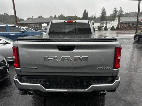 Used 2025 RAM 1500 Big Horn AWD/4WD image 4