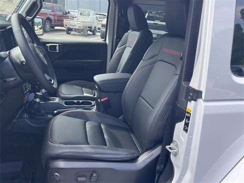 New 2025 Jeep Wrangler Rubicon image 27