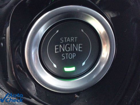 Used 2025 Chevrolet Silverado 2500 LTZ w/ LTZ Convenience Package image 35