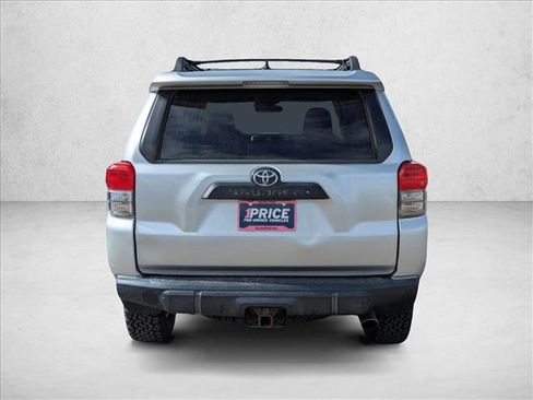 Used 2010 Toyota 4Runner Trail image 6