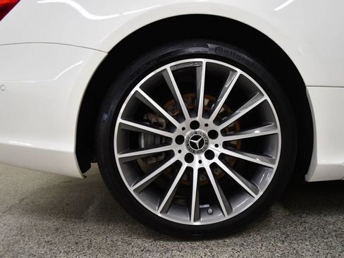 Used 2017 Mercedes-Benz SL 550 image 35