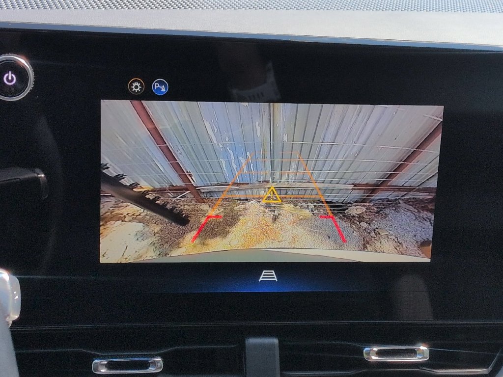 Used 2026 Chevrolet Equinox LT FWD image 6