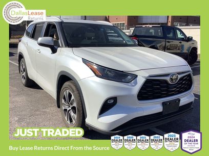 Used 2023 Toyota Highlander XLE