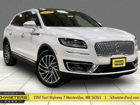 Used 2020 Lincoln Nautilus Reserve image 1